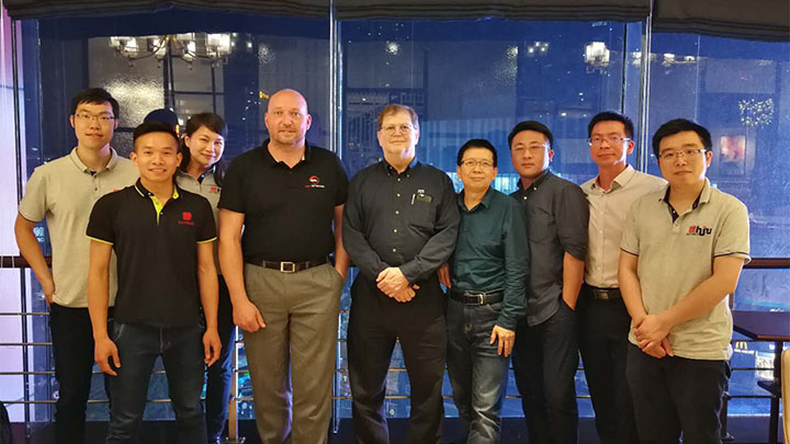 Q-Lab售后技術(shù)工程師Mike Garrett來訪交流