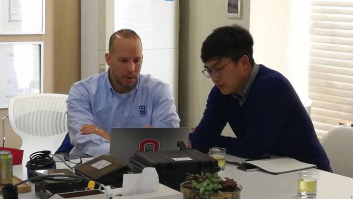 美國(guó)Q-LAB公司來(lái)訪翁開(kāi)爾