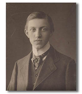 翁開(kāi)爾創(chuàng)始人