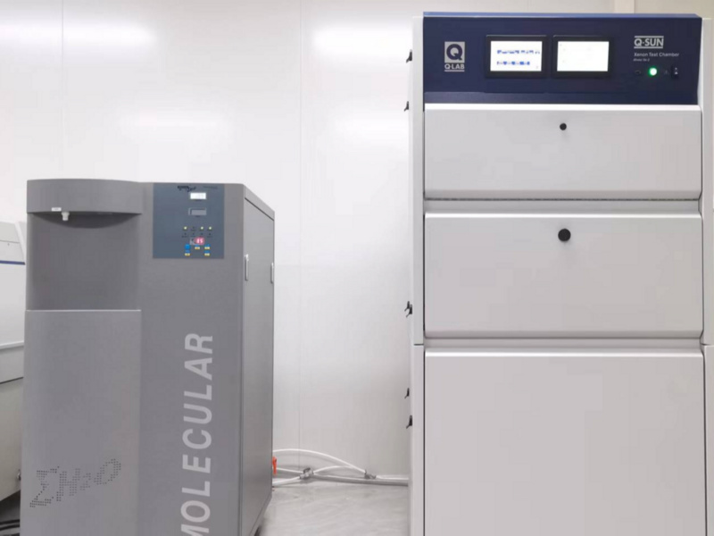 油墨木器漆藝術(shù)漆清漆氙燈老化耐候試驗(yàn)箱現(xiàn)場圖3